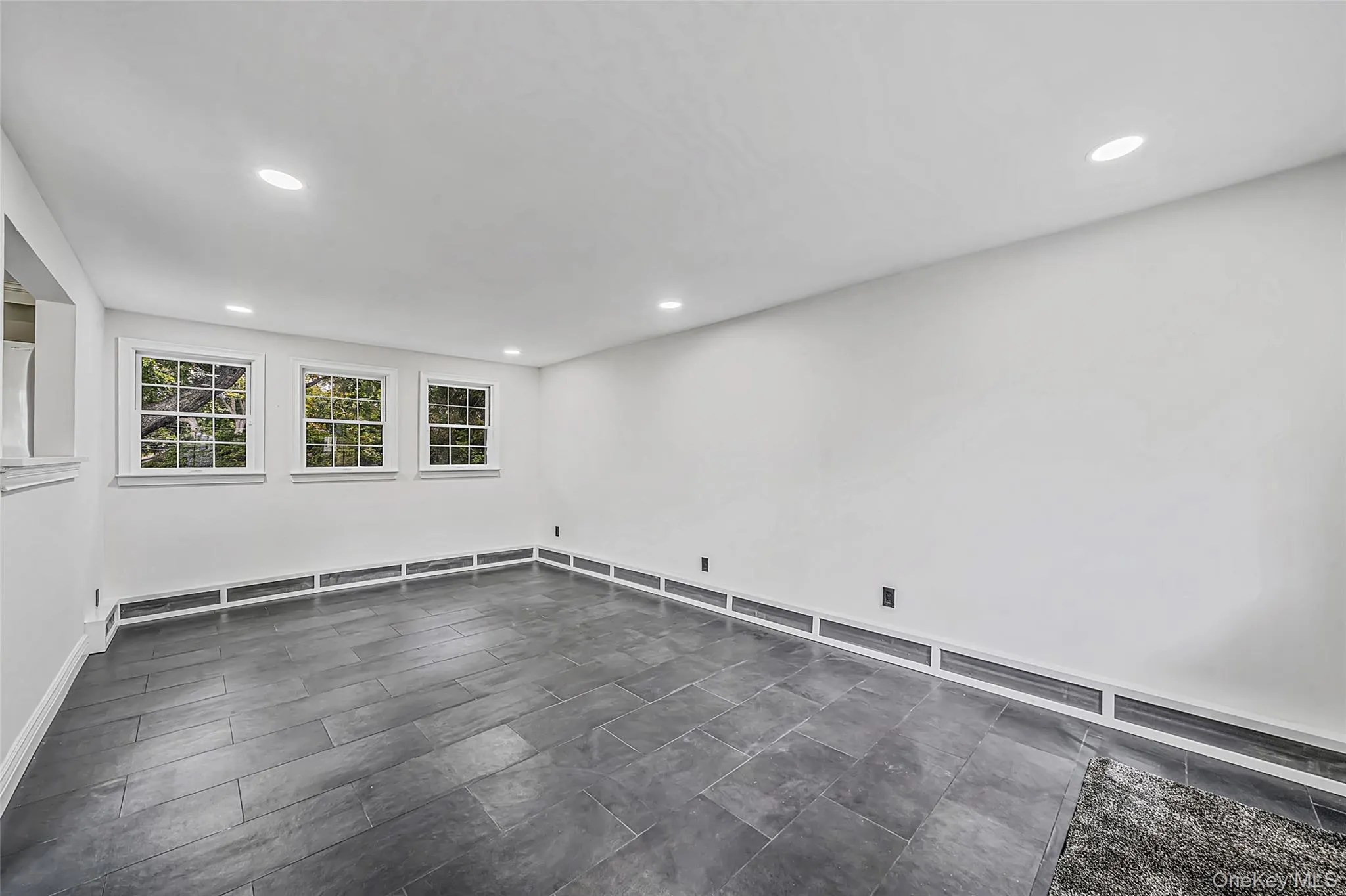 68 Oakdale Avenue, Brookhaven, NY, 4 Bedrooms Bedrooms, 8 Rooms Rooms,1 BathroomBathrooms,Residential,For Rent,Oakdale,0,1045129 68 Oakdale Avenue, Brookhaven, NY, 4 Bedrooms Bedrooms, 8 Rooms Rooms,1 BathroomBathrooms,Residential,For Rent,Oakdale,0,1045129