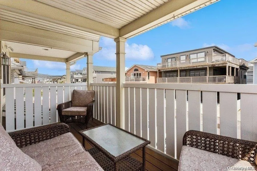 65 Pennsylvania Avenue, Long Beach, NY, 3 Bedrooms Bedrooms, 6 Rooms Rooms,2 BathroomsBathrooms,Residential Lease,For Rent,Pennsylvania,0,1045130 65 Pennsylvania Avenue, Long Beach, NY, 3 Bedrooms Bedrooms, 6 Rooms Rooms,2 BathroomsBathrooms,Residential Lease,For Rent,Pennsylvania,0,1045130