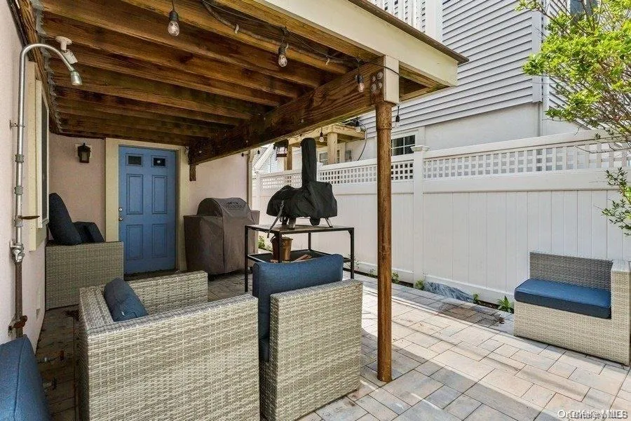 65 Pennsylvania Avenue, Long Beach, NY, 3 Bedrooms Bedrooms, 6 Rooms Rooms,2 BathroomsBathrooms,Residential Lease,For Rent,Pennsylvania,0,1045130 65 Pennsylvania Avenue, Long Beach, NY, 3 Bedrooms Bedrooms, 6 Rooms Rooms,2 BathroomsBathrooms,Residential Lease,For Rent,Pennsylvania,0,1045130