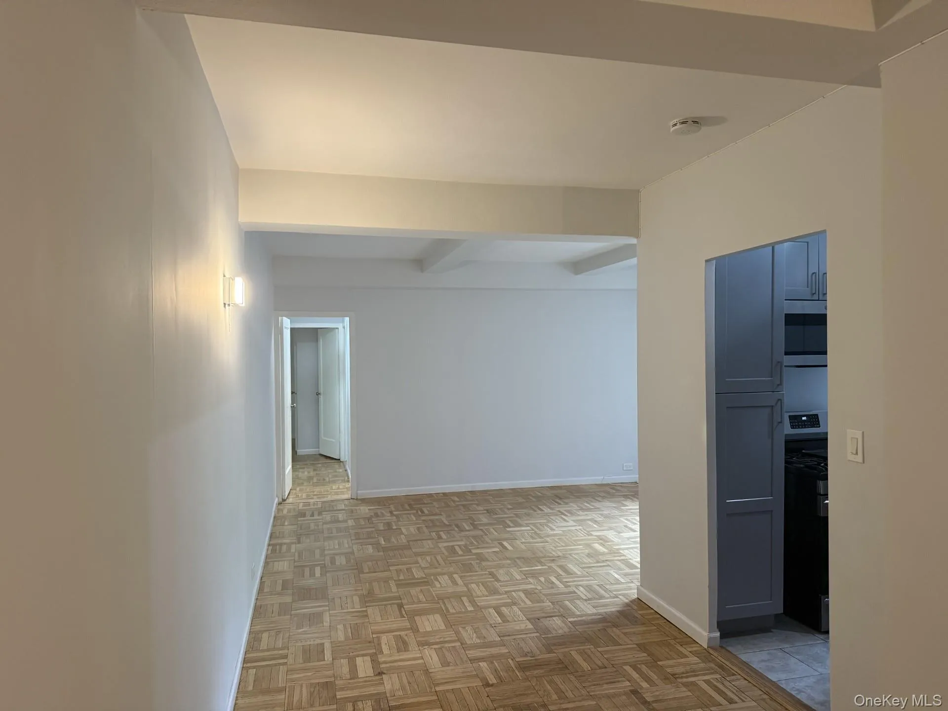 1505 Archer Road, New York, NY, 2 Bedrooms Bedrooms, 4 Rooms Rooms,1 BathroomBathrooms,Residential Lease,For Rent,Archer,0,1045131 1505 Archer Road, New York, NY, 2 Bedrooms Bedrooms, 4 Rooms Rooms,1 BathroomBathrooms,Residential Lease,For Rent,Archer,0,1045131
