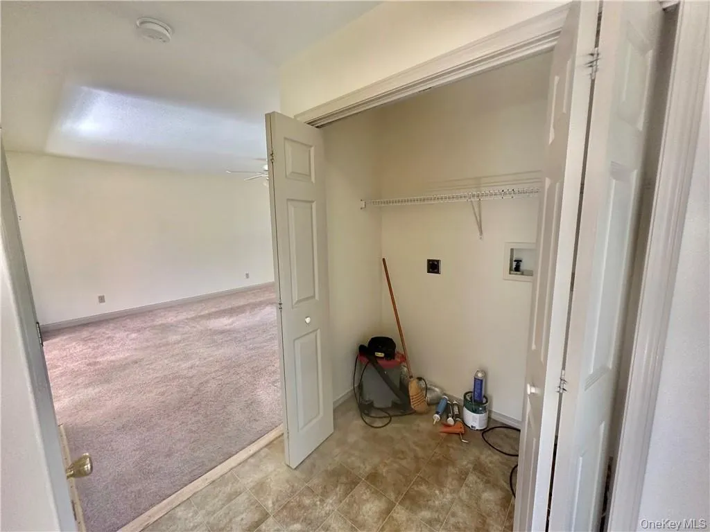 Laundry area with washer/dryer hook up. Laundry area with washer/dryer hook up.