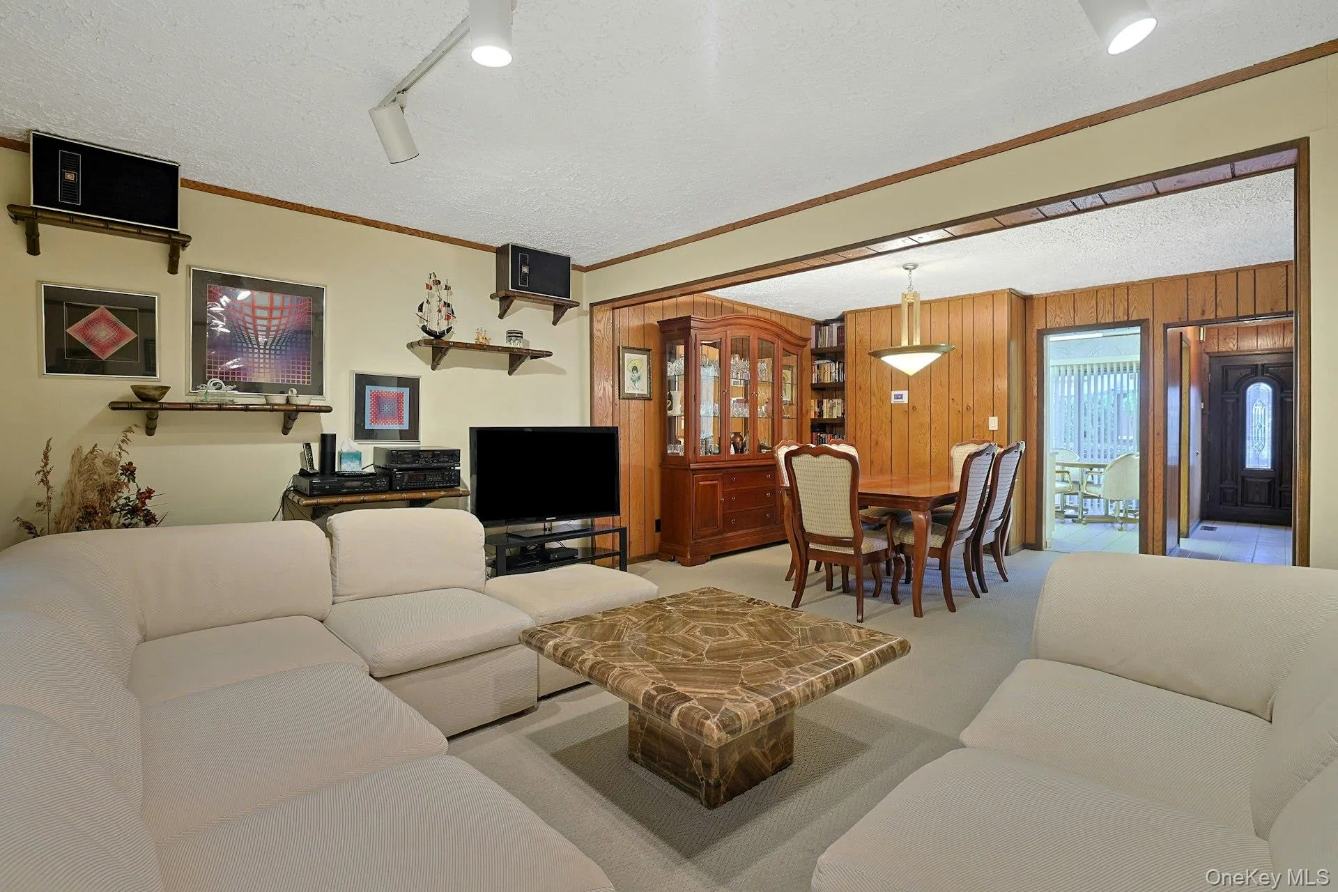 41 Heritage Drive, Clarkstown, NY, 2 Bedrooms Bedrooms, 7 Rooms Rooms,2 BathroomsBathrooms,Residential,For Rent,Heritage,0,1045145 41 Heritage Drive, Clarkstown, NY, 2 Bedrooms Bedrooms, 7 Rooms Rooms,2 BathroomsBathrooms,Residential,For Rent,Heritage,0,1045145