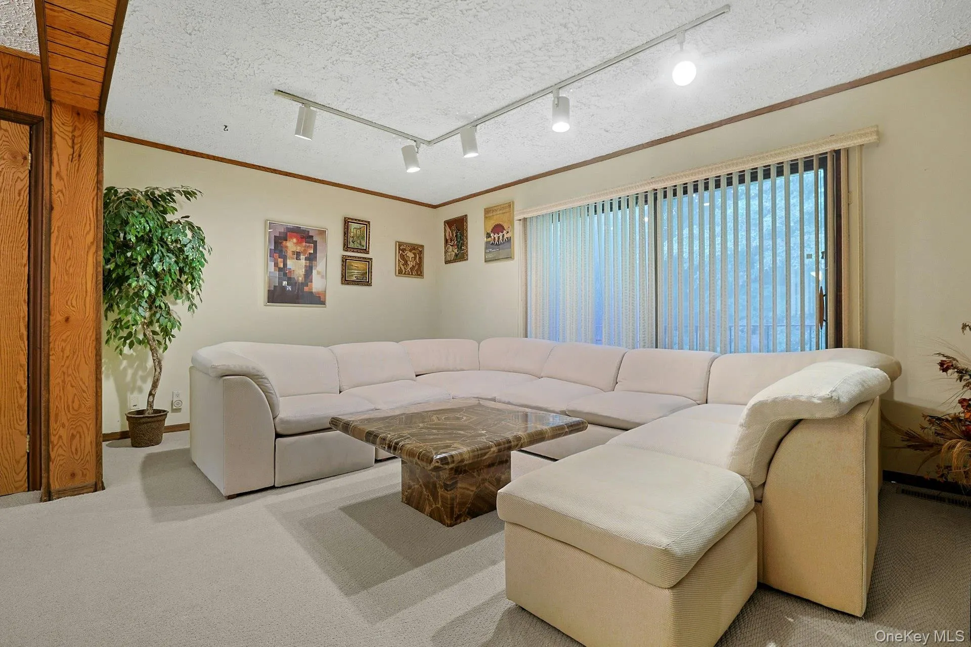 41 Heritage Drive, Clarkstown, NY, 2 Bedrooms Bedrooms, 7 Rooms Rooms,2 BathroomsBathrooms,Residential,For Rent,Heritage,0,1045145 41 Heritage Drive, Clarkstown, NY, 2 Bedrooms Bedrooms, 7 Rooms Rooms,2 BathroomsBathrooms,Residential,For Rent,Heritage,0,1045145