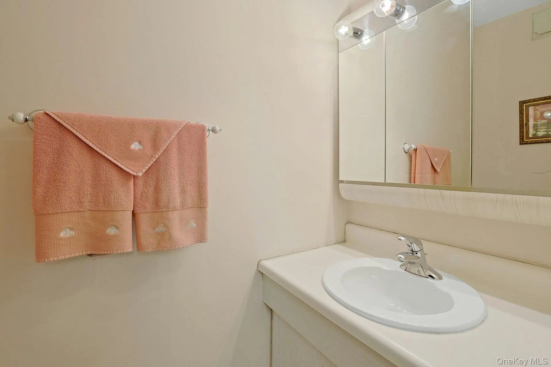 41 Heritage Drive, Clarkstown, NY, 2 Bedrooms Bedrooms, 7 Rooms Rooms,2 BathroomsBathrooms,Residential,For Rent,Heritage,0,1045145 41 Heritage Drive, Clarkstown, NY, 2 Bedrooms Bedrooms, 7 Rooms Rooms,2 BathroomsBathrooms,Residential,For Rent,Heritage,0,1045145