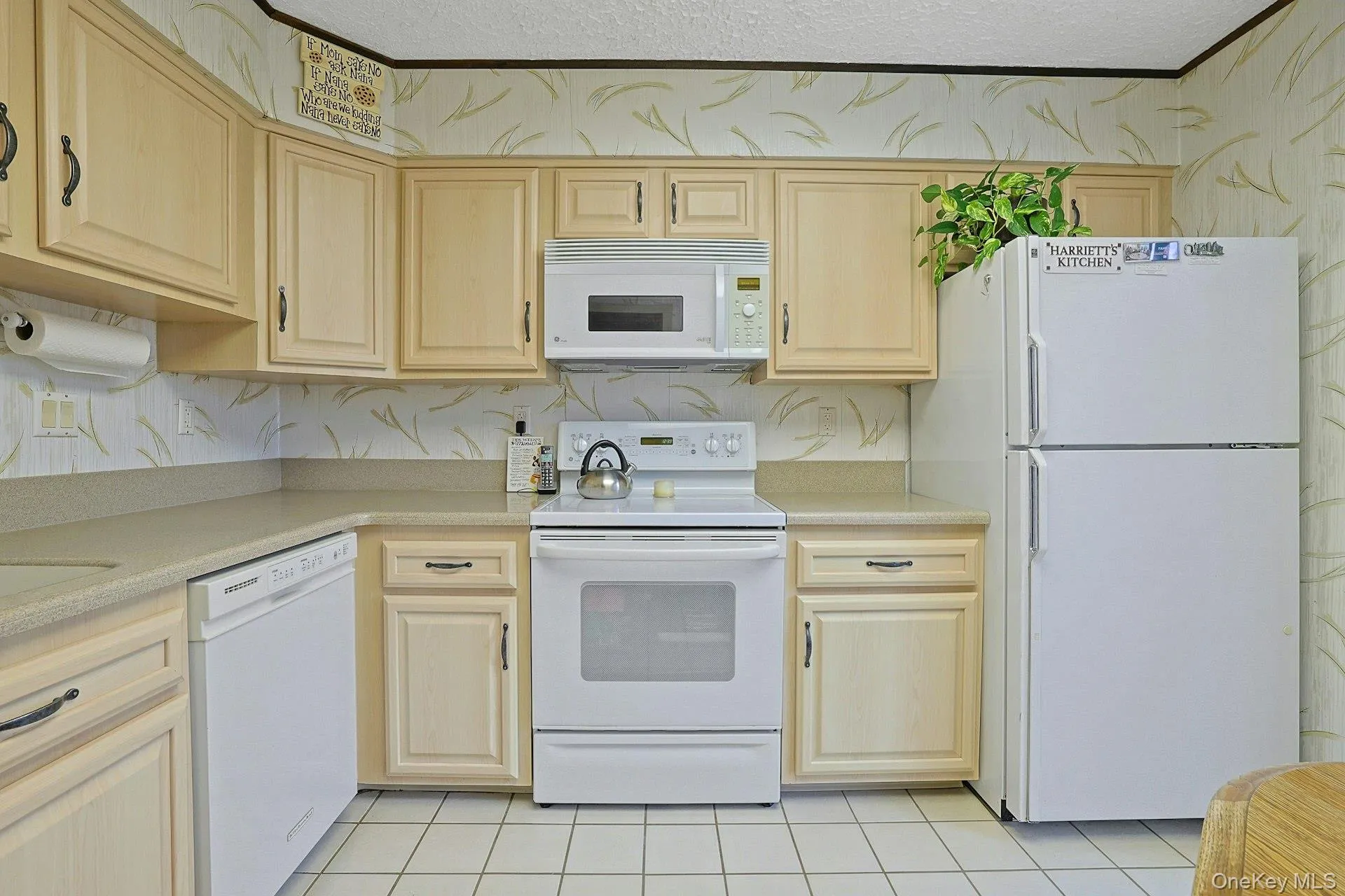 41 Heritage Drive, Clarkstown, NY, 2 Bedrooms Bedrooms, 7 Rooms Rooms,2 BathroomsBathrooms,Residential,For Rent,Heritage,0,1045145 41 Heritage Drive, Clarkstown, NY, 2 Bedrooms Bedrooms, 7 Rooms Rooms,2 BathroomsBathrooms,Residential,For Rent,Heritage,0,1045145