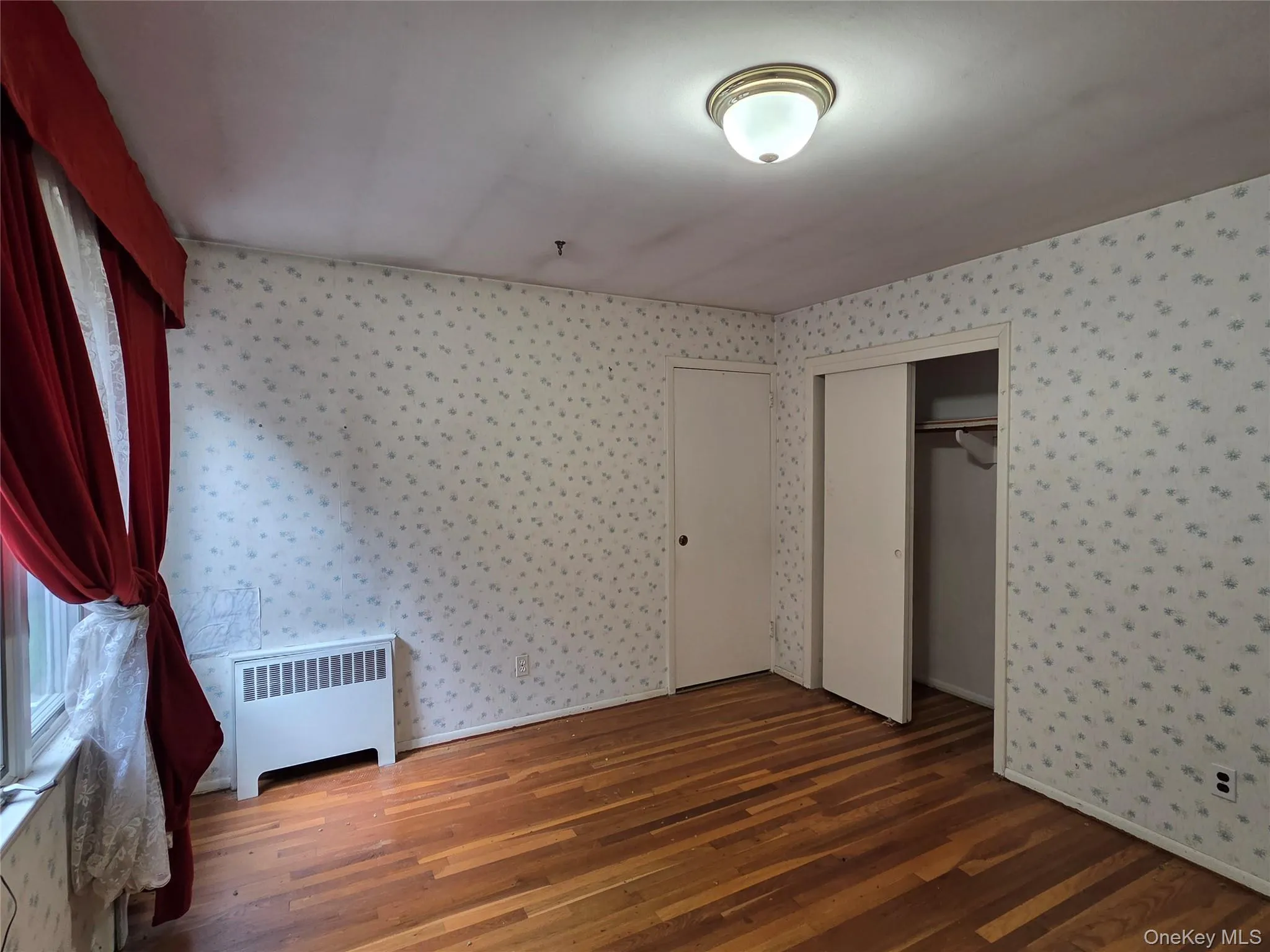 42 Sheridan Street, Huntington, NY, 3 Bedrooms Bedrooms, 6 Rooms Rooms,1 BathroomBathrooms,Residential,For Rent,Sheridan,0,1045146 42 Sheridan Street, Huntington, NY, 3 Bedrooms Bedrooms, 6 Rooms Rooms,1 BathroomBathrooms,Residential,For Rent,Sheridan,0,1045146