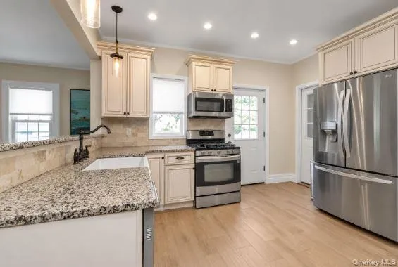 64 Tooker Avenue, Oyster Bay, NY, 3 Bedrooms Bedrooms, 8 Rooms Rooms,2 BathroomsBathrooms,Residential,For Rent,Tooker,0,1045148 64 Tooker Avenue, Oyster Bay, NY, 3 Bedrooms Bedrooms, 8 Rooms Rooms,2 BathroomsBathrooms,Residential,For Rent,Tooker,0,1045148
