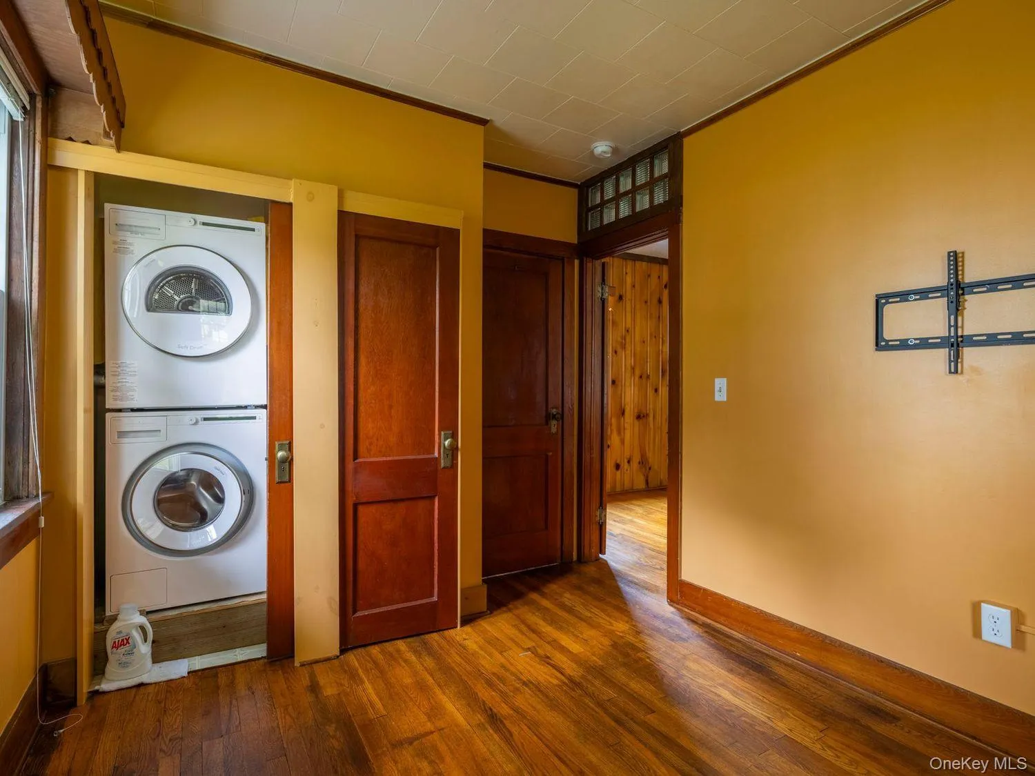 34 Tillson Road, Rosendale, NY, 3 Bedrooms Bedrooms, 6 Rooms Rooms,1 BathroomBathrooms,Residential,For Rent,Tillson,0,1045149 34 Tillson Road, Rosendale, NY, 3 Bedrooms Bedrooms, 6 Rooms Rooms,1 BathroomBathrooms,Residential,For Rent,Tillson,0,1045149