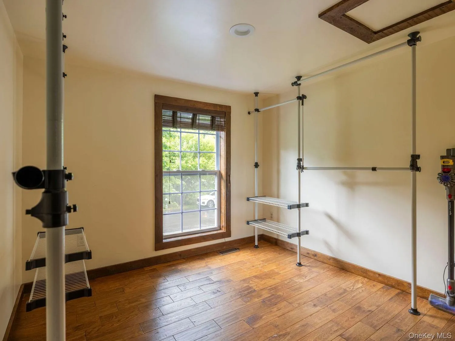 34 Tillson Road, Rosendale, NY, 3 Bedrooms Bedrooms, 6 Rooms Rooms,1 BathroomBathrooms,Residential,For Rent,Tillson,0,1045149 34 Tillson Road, Rosendale, NY, 3 Bedrooms Bedrooms, 6 Rooms Rooms,1 BathroomBathrooms,Residential,For Rent,Tillson,0,1045149