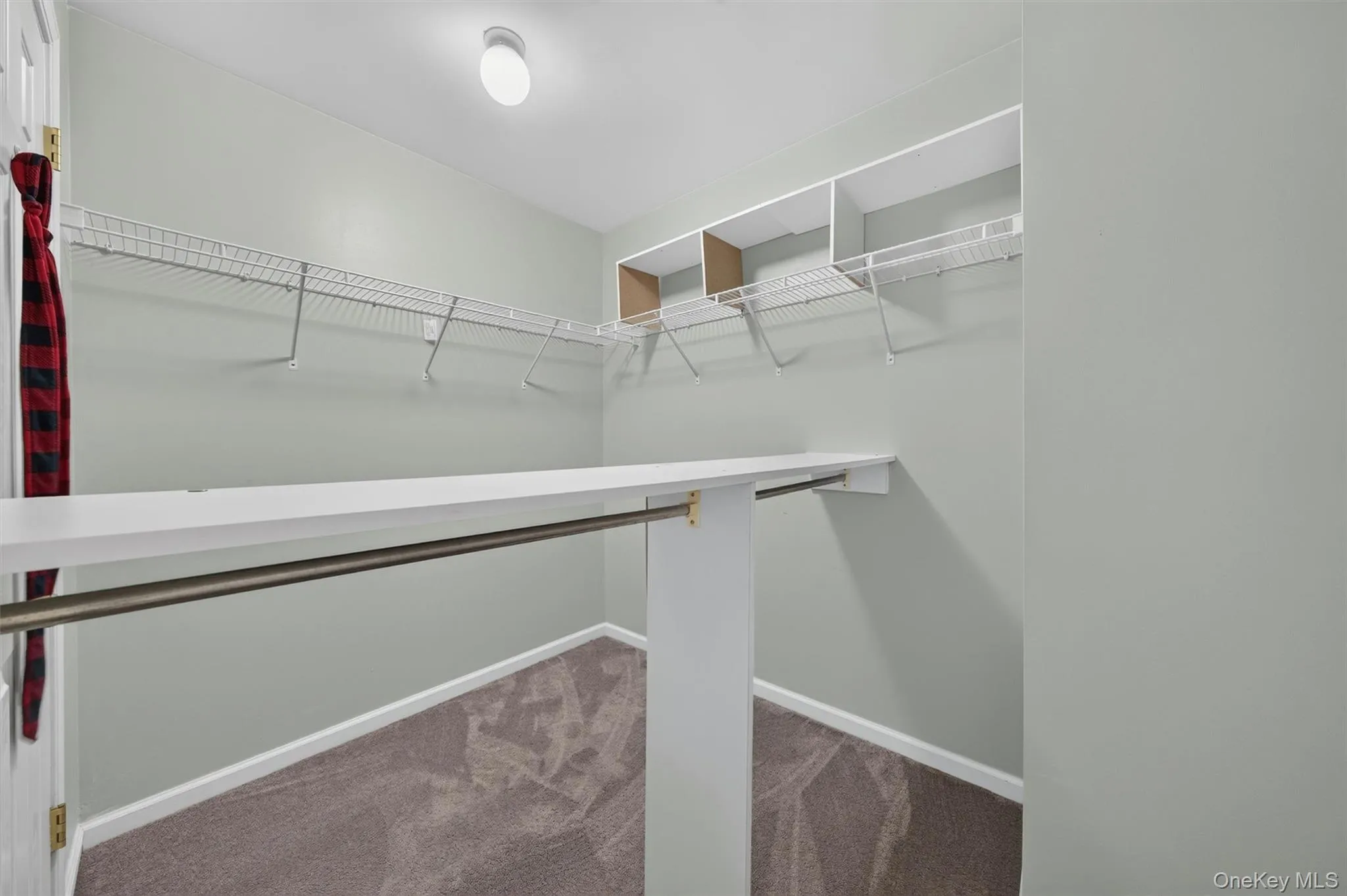 5 Oldwyck Crescent, Woodbury, NY, 4 Bedrooms Bedrooms, 8 Rooms Rooms,2 BathroomsBathrooms,Residential Lease,For Rent,Oldwyck,0,1045152 5 Oldwyck Crescent, Woodbury, NY, 4 Bedrooms Bedrooms, 8 Rooms Rooms,2 BathroomsBathrooms,Residential Lease,For Rent,Oldwyck,0,1045152