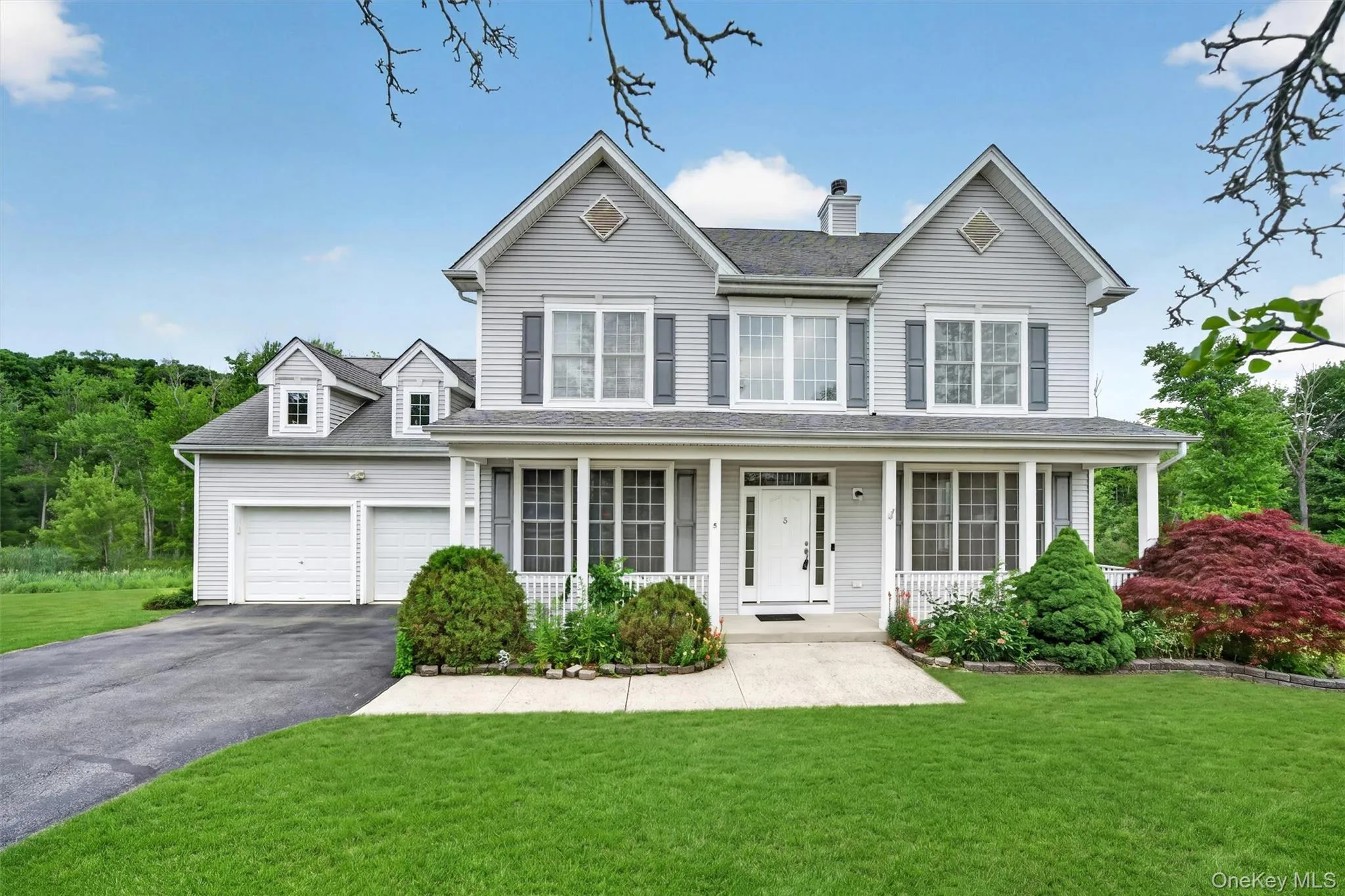 5 Oldwyck Crescent, Woodbury, NY, 4 Bedrooms Bedrooms, 8 Rooms Rooms,2 BathroomsBathrooms,Residential Lease,For Rent,Oldwyck,0,1045152 5 Oldwyck Crescent, Woodbury, NY, 4 Bedrooms Bedrooms, 8 Rooms Rooms,2 BathroomsBathrooms,Residential Lease,For Rent,Oldwyck,0,1045152