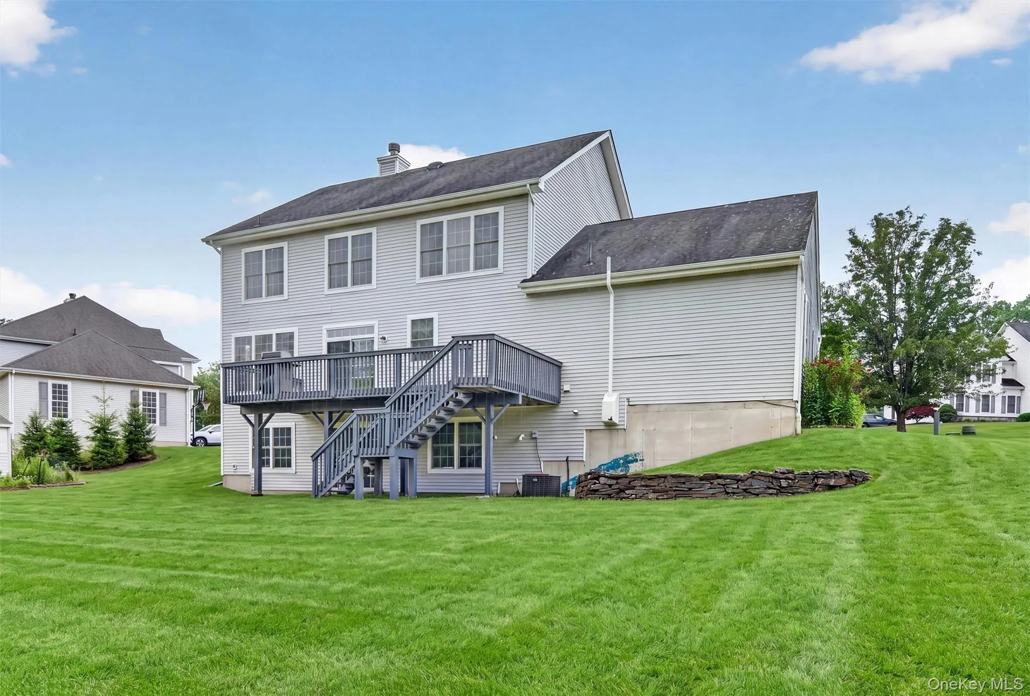 5 Oldwyck Crescent, Woodbury, NY, 4 Bedrooms Bedrooms, 8 Rooms Rooms,2 BathroomsBathrooms,Residential Lease,For Rent,Oldwyck,0,1045152 5 Oldwyck Crescent, Woodbury, NY, 4 Bedrooms Bedrooms, 8 Rooms Rooms,2 BathroomsBathrooms,Residential Lease,For Rent,Oldwyck,0,1045152
