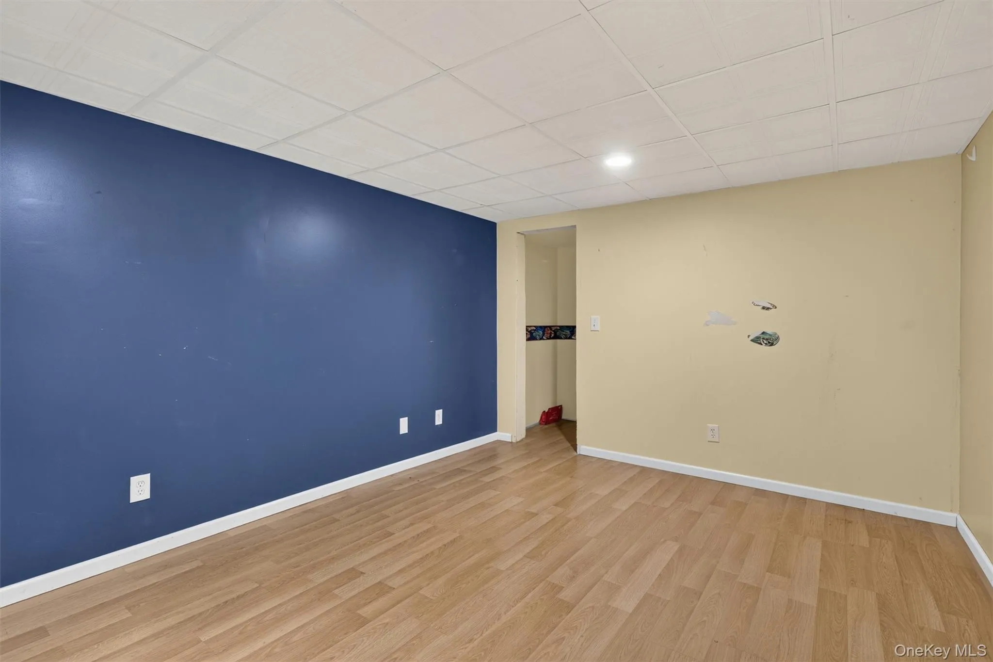 5 Oldwyck Crescent, Woodbury, NY, 4 Bedrooms Bedrooms, 8 Rooms Rooms,2 BathroomsBathrooms,Residential Lease,For Rent,Oldwyck,0,1045152 5 Oldwyck Crescent, Woodbury, NY, 4 Bedrooms Bedrooms, 8 Rooms Rooms,2 BathroomsBathrooms,Residential Lease,For Rent,Oldwyck,0,1045152