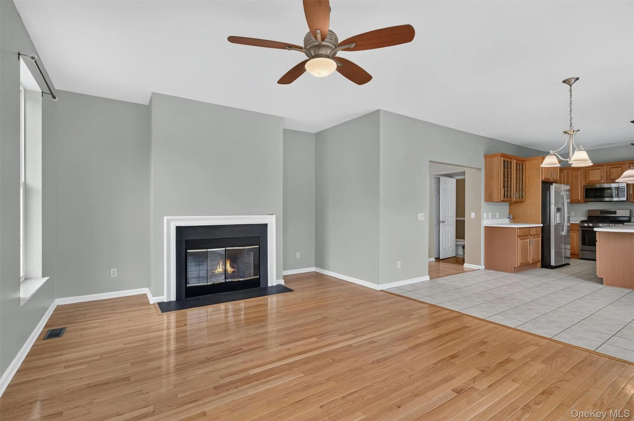 5 Oldwyck Crescent, Woodbury, NY, 4 Bedrooms Bedrooms, 8 Rooms Rooms,2 BathroomsBathrooms,Residential Lease,For Rent,Oldwyck,0,1045152 5 Oldwyck Crescent, Woodbury, NY, 4 Bedrooms Bedrooms, 8 Rooms Rooms,2 BathroomsBathrooms,Residential Lease,For Rent,Oldwyck,0,1045152