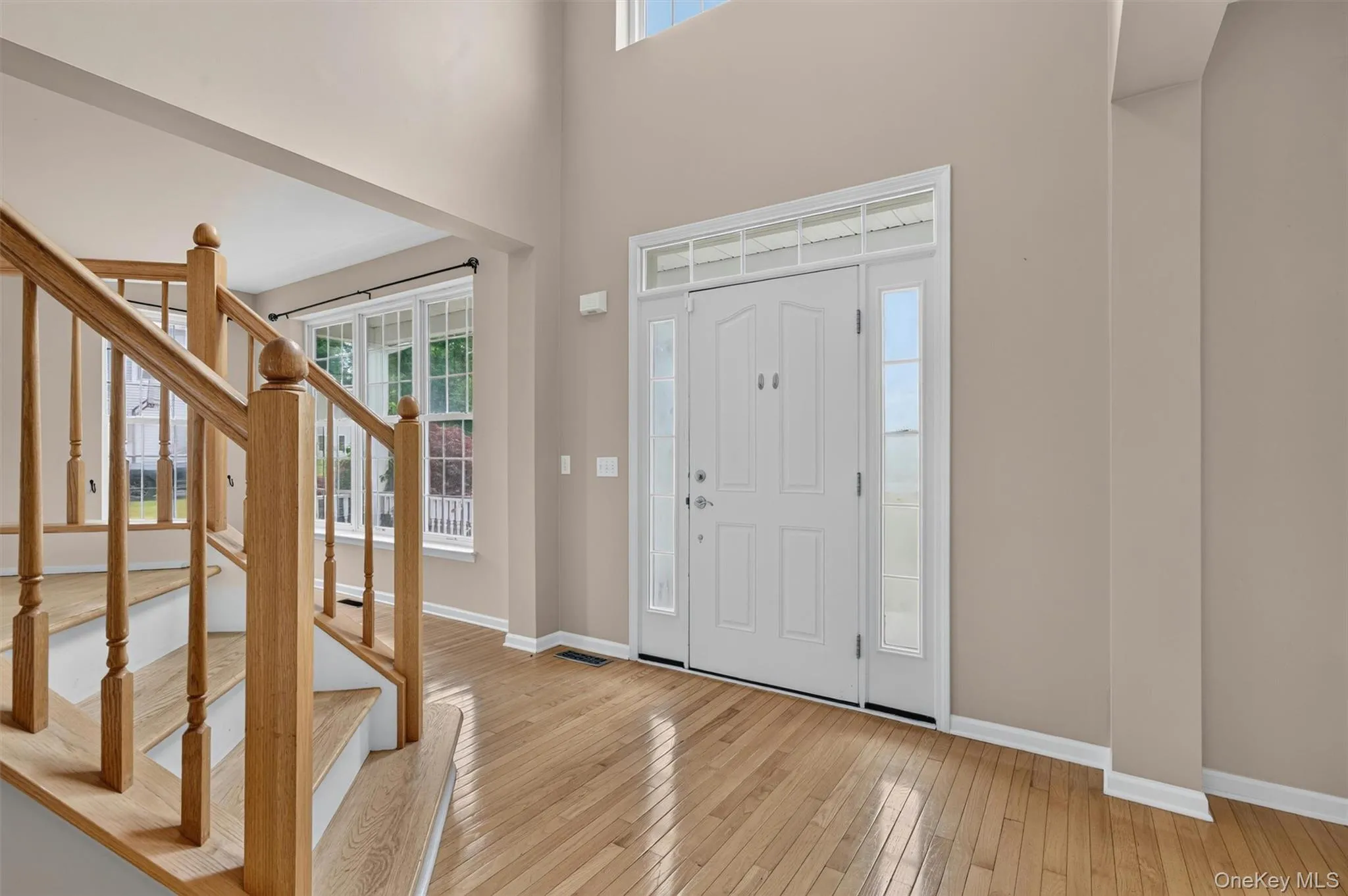 5 Oldwyck Crescent, Woodbury, NY, 4 Bedrooms Bedrooms, 8 Rooms Rooms,2 BathroomsBathrooms,Residential Lease,For Rent,Oldwyck,0,1045152 5 Oldwyck Crescent, Woodbury, NY, 4 Bedrooms Bedrooms, 8 Rooms Rooms,2 BathroomsBathrooms,Residential Lease,For Rent,Oldwyck,0,1045152