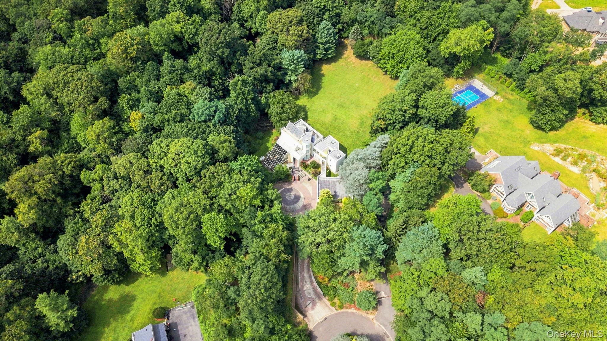 7 Mac Lean Drive, Oyster Bay, NY, 5 Bedrooms Bedrooms, 11 Rooms Rooms,4 BathroomsBathrooms,Residential,For Rent,Mac Lean,0,1045154 7 Mac Lean Drive, Oyster Bay, NY, 5 Bedrooms Bedrooms, 11 Rooms Rooms,4 BathroomsBathrooms,Residential,For Rent,Mac Lean,0,1045154