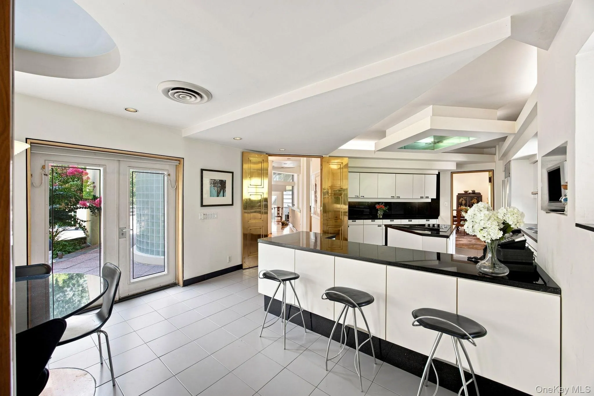 7 Mac Lean Drive, Oyster Bay, NY, 5 Bedrooms Bedrooms, 11 Rooms Rooms,4 BathroomsBathrooms,Residential,For Rent,Mac Lean,0,1045154 7 Mac Lean Drive, Oyster Bay, NY, 5 Bedrooms Bedrooms, 11 Rooms Rooms,4 BathroomsBathrooms,Residential,For Rent,Mac Lean,0,1045154