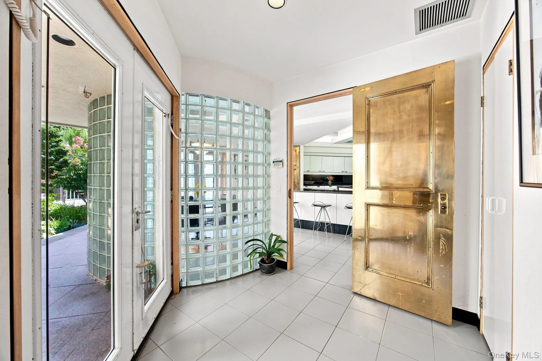 7 Mac Lean Drive, Oyster Bay, NY, 5 Bedrooms Bedrooms, 11 Rooms Rooms,4 BathroomsBathrooms,Residential,For Rent,Mac Lean,0,1045154 7 Mac Lean Drive, Oyster Bay, NY, 5 Bedrooms Bedrooms, 11 Rooms Rooms,4 BathroomsBathrooms,Residential,For Rent,Mac Lean,0,1045154