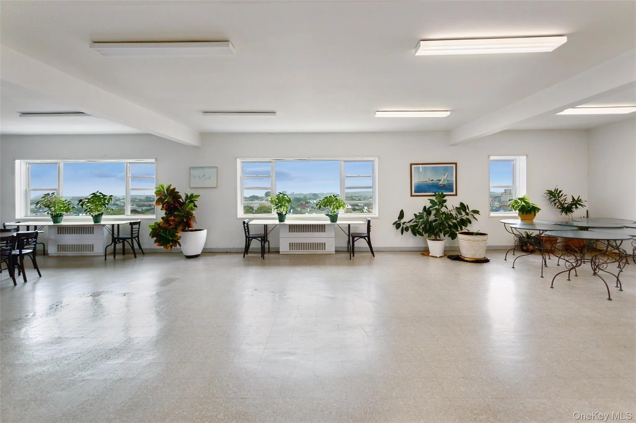 370 Broadway, Long Beach, NY, 2 Bedrooms Bedrooms, 5 Rooms Rooms,1 BathroomBathrooms,Residential,For Rent,Broadway,0,1045156 370 Broadway, Long Beach, NY, 2 Bedrooms Bedrooms, 5 Rooms Rooms,1 BathroomBathrooms,Residential,For Rent,Broadway,0,1045156