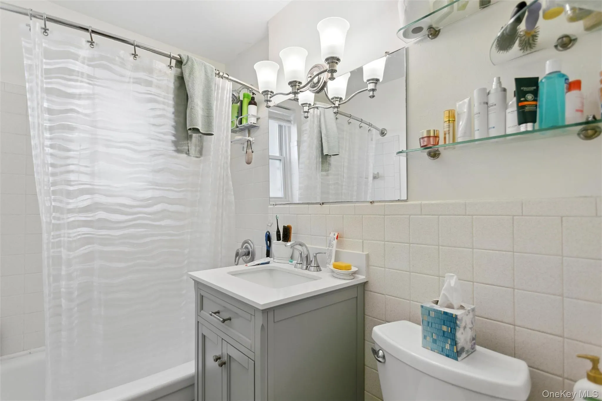 370 Broadway, Long Beach, NY, 2 Bedrooms Bedrooms, 5 Rooms Rooms,1 BathroomBathrooms,Residential,For Rent,Broadway,0,1045156 370 Broadway, Long Beach, NY, 2 Bedrooms Bedrooms, 5 Rooms Rooms,1 BathroomBathrooms,Residential,For Rent,Broadway,0,1045156