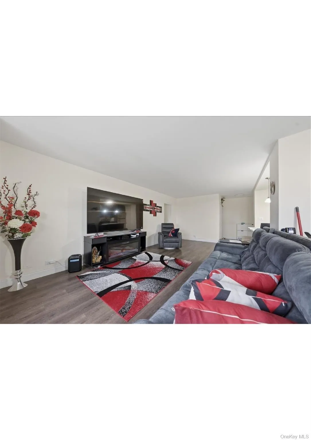 825 Morrison Avenue, New York, NY, 2 Bedrooms Bedrooms, 5 Rooms Rooms,1 BathroomBathrooms,Residential,For Rent,Morrison,0,1045160 825 Morrison Avenue, New York, NY, 2 Bedrooms Bedrooms, 5 Rooms Rooms,1 BathroomBathrooms,Residential,For Rent,Morrison,0,1045160