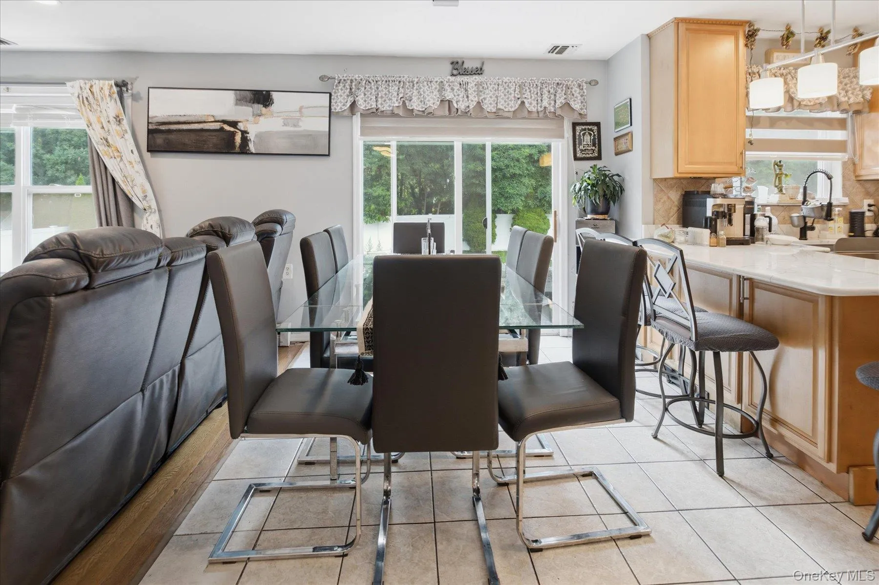 53 Howard Drive, Brookhaven, NY, 4 Bedrooms Bedrooms, 12 Rooms Rooms,3 BathroomsBathrooms,Residential,For Rent,Howard,0,1045161 53 Howard Drive, Brookhaven, NY, 4 Bedrooms Bedrooms, 12 Rooms Rooms,3 BathroomsBathrooms,Residential,For Rent,Howard,0,1045161