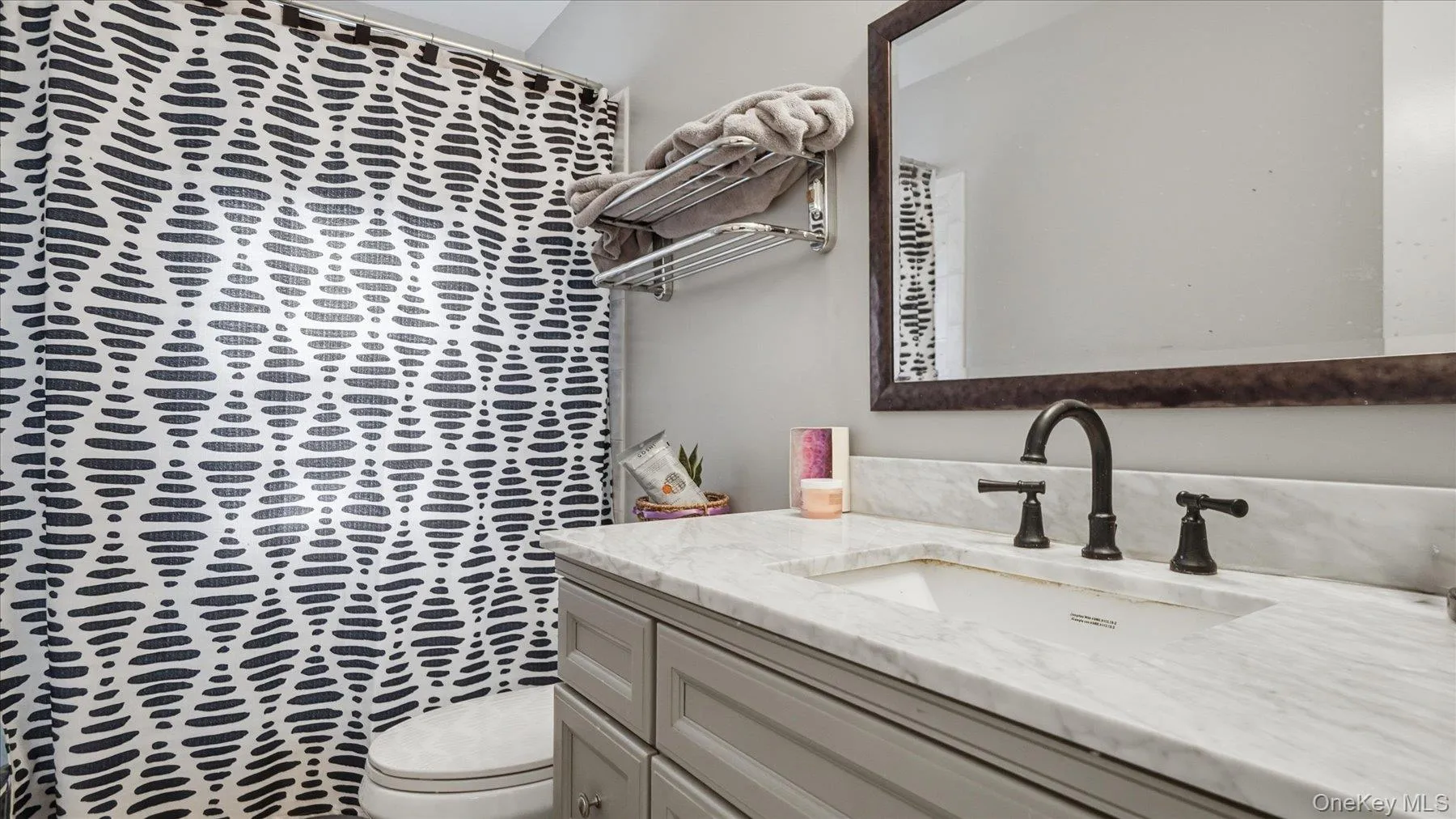 53 Howard Drive, Brookhaven, NY, 4 Bedrooms Bedrooms, 12 Rooms Rooms,3 BathroomsBathrooms,Residential,For Rent,Howard,0,1045161 53 Howard Drive, Brookhaven, NY, 4 Bedrooms Bedrooms, 12 Rooms Rooms,3 BathroomsBathrooms,Residential,For Rent,Howard,0,1045161