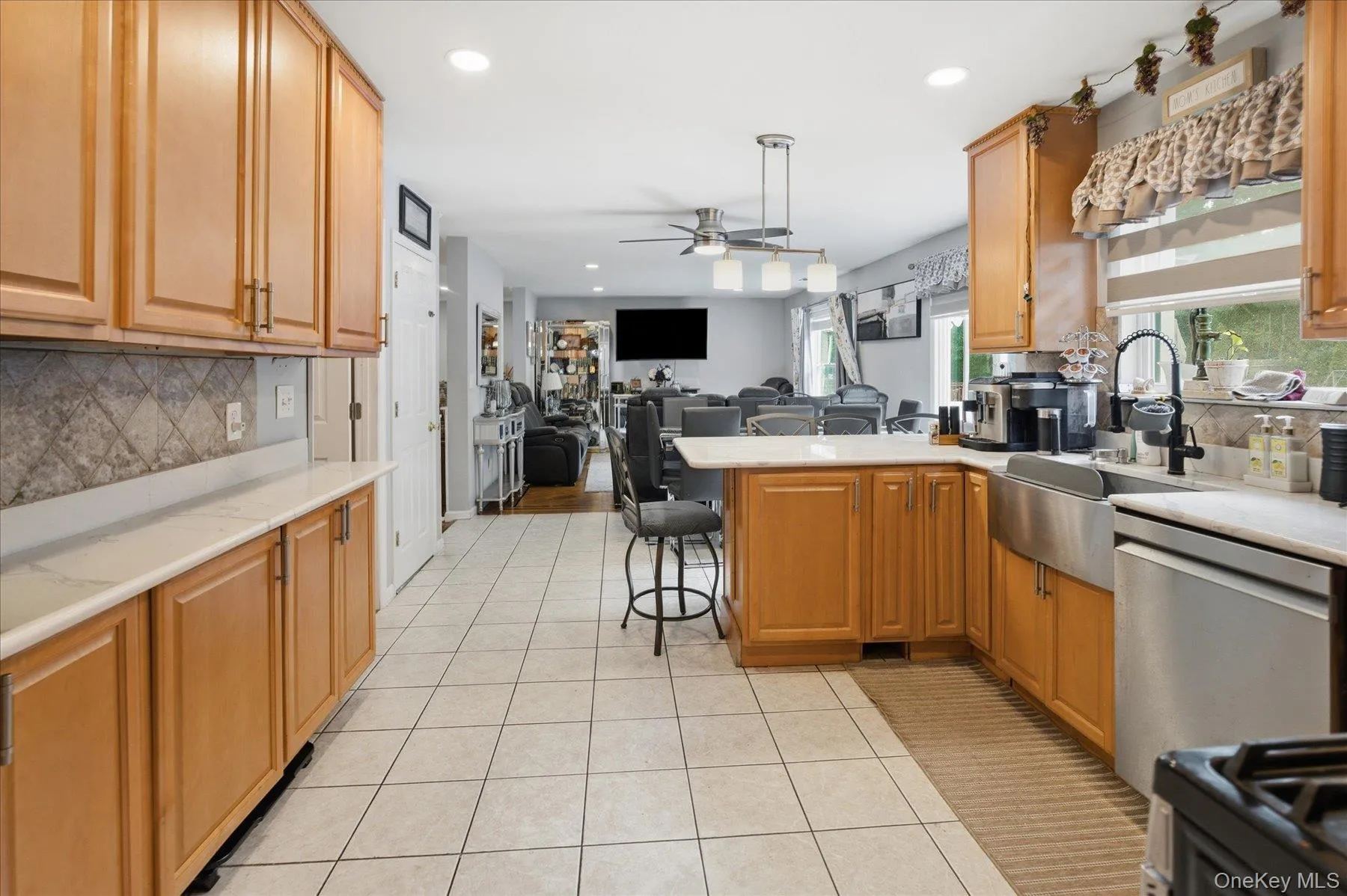53 Howard Drive, Brookhaven, NY, 4 Bedrooms Bedrooms, 12 Rooms Rooms,3 BathroomsBathrooms,Residential,For Rent,Howard,0,1045161 53 Howard Drive, Brookhaven, NY, 4 Bedrooms Bedrooms, 12 Rooms Rooms,3 BathroomsBathrooms,Residential,For Rent,Howard,0,1045161