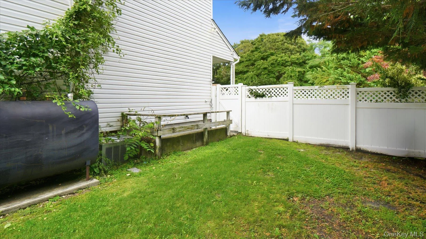 53 Howard Drive, Brookhaven, NY, 4 Bedrooms Bedrooms, 12 Rooms Rooms,3 BathroomsBathrooms,Residential,For Rent,Howard,0,1045161 53 Howard Drive, Brookhaven, NY, 4 Bedrooms Bedrooms, 12 Rooms Rooms,3 BathroomsBathrooms,Residential,For Rent,Howard,0,1045161