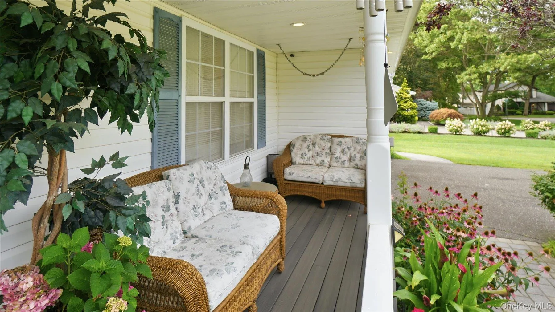 53 Howard Drive, Brookhaven, NY, 4 Bedrooms Bedrooms, 12 Rooms Rooms,3 BathroomsBathrooms,Residential,For Rent,Howard,0,1045161 53 Howard Drive, Brookhaven, NY, 4 Bedrooms Bedrooms, 12 Rooms Rooms,3 BathroomsBathrooms,Residential,For Rent,Howard,0,1045161