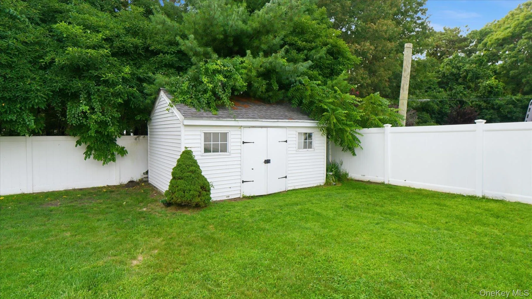 53 Howard Drive, Brookhaven, NY, 4 Bedrooms Bedrooms, 12 Rooms Rooms,3 BathroomsBathrooms,Residential,For Rent,Howard,0,1045161 53 Howard Drive, Brookhaven, NY, 4 Bedrooms Bedrooms, 12 Rooms Rooms,3 BathroomsBathrooms,Residential,For Rent,Howard,0,1045161