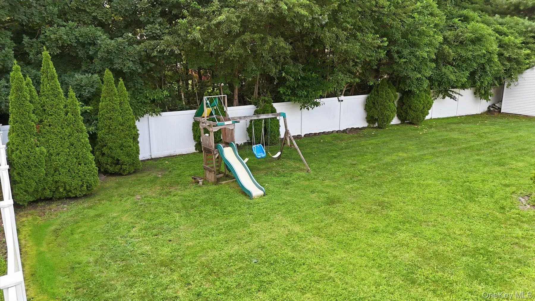 53 Howard Drive, Brookhaven, NY, 4 Bedrooms Bedrooms, 12 Rooms Rooms,3 BathroomsBathrooms,Residential,For Rent,Howard,0,1045161 53 Howard Drive, Brookhaven, NY, 4 Bedrooms Bedrooms, 12 Rooms Rooms,3 BathroomsBathrooms,Residential,For Rent,Howard,0,1045161