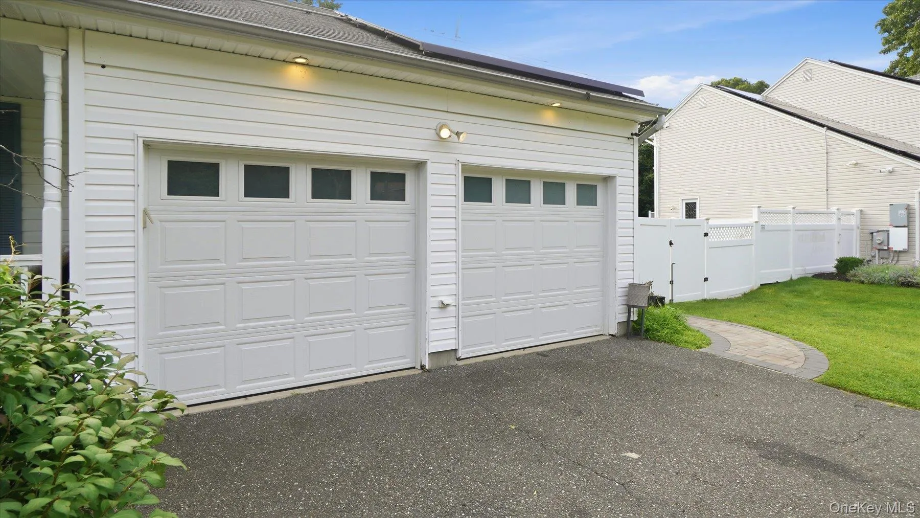 53 Howard Drive, Brookhaven, NY, 4 Bedrooms Bedrooms, 12 Rooms Rooms,3 BathroomsBathrooms,Residential,For Rent,Howard,0,1045161 53 Howard Drive, Brookhaven, NY, 4 Bedrooms Bedrooms, 12 Rooms Rooms,3 BathroomsBathrooms,Residential,For Rent,Howard,0,1045161