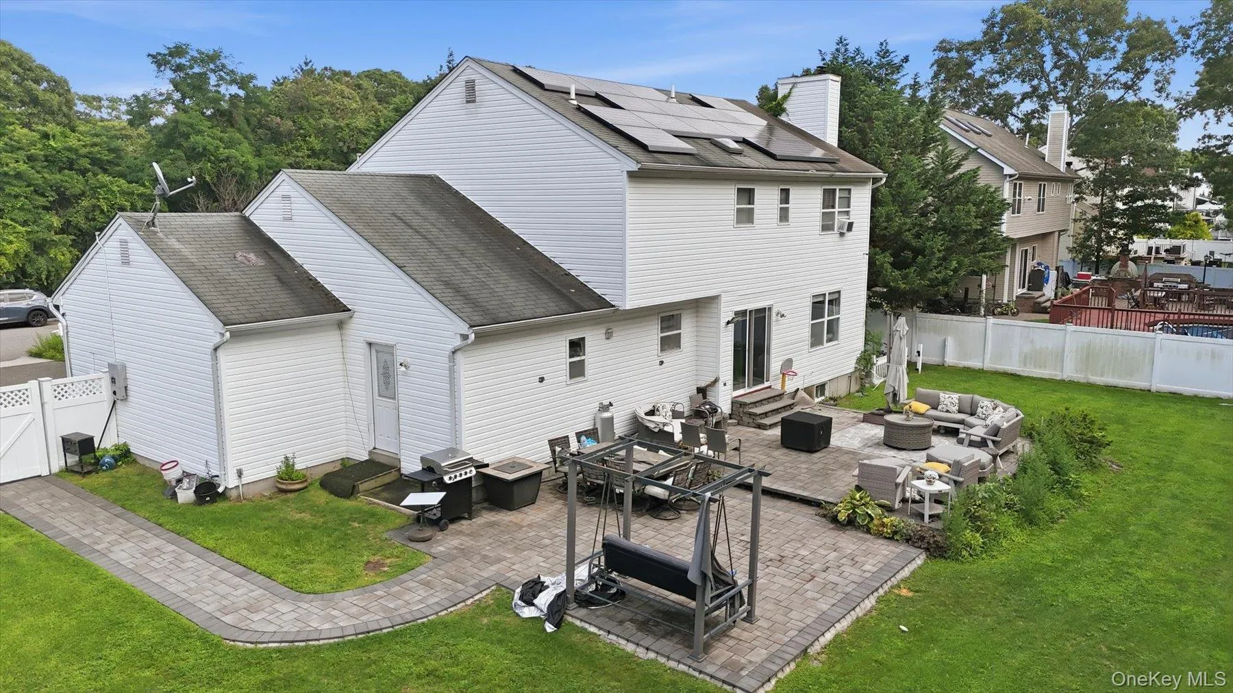 53 Howard Drive, Brookhaven, NY, 4 Bedrooms Bedrooms, 12 Rooms Rooms,3 BathroomsBathrooms,Residential,For Rent,Howard,0,1045161 53 Howard Drive, Brookhaven, NY, 4 Bedrooms Bedrooms, 12 Rooms Rooms,3 BathroomsBathrooms,Residential,For Rent,Howard,0,1045161