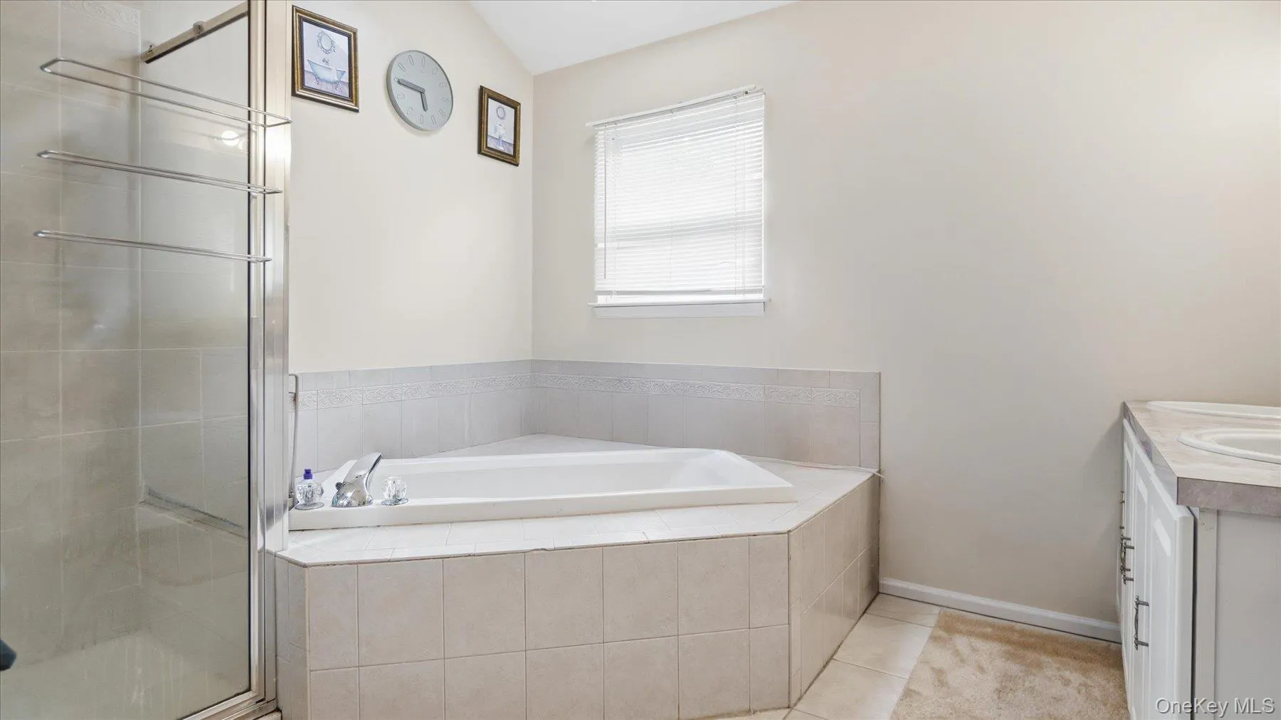 53 Howard Drive, Brookhaven, NY, 4 Bedrooms Bedrooms, 12 Rooms Rooms,3 BathroomsBathrooms,Residential,For Rent,Howard,0,1045161 53 Howard Drive, Brookhaven, NY, 4 Bedrooms Bedrooms, 12 Rooms Rooms,3 BathroomsBathrooms,Residential,For Rent,Howard,0,1045161
