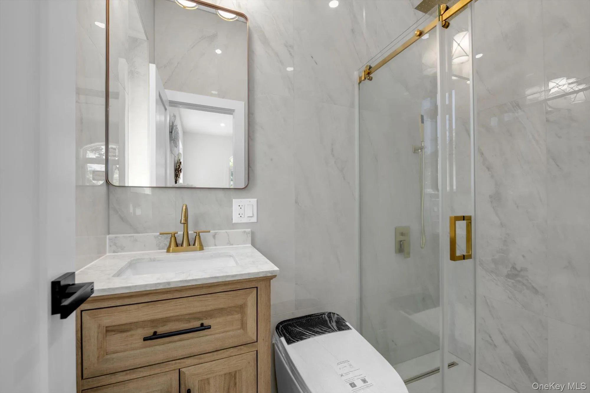8366 Charlecote Ridge, New York, NY, 3 Bedrooms Bedrooms, 7 Rooms Rooms,4 BathroomsBathrooms,Residential,For Rent,Charlecote,0,1045162 8366 Charlecote Ridge, New York, NY, 3 Bedrooms Bedrooms, 7 Rooms Rooms,4 BathroomsBathrooms,Residential,For Rent,Charlecote,0,1045162