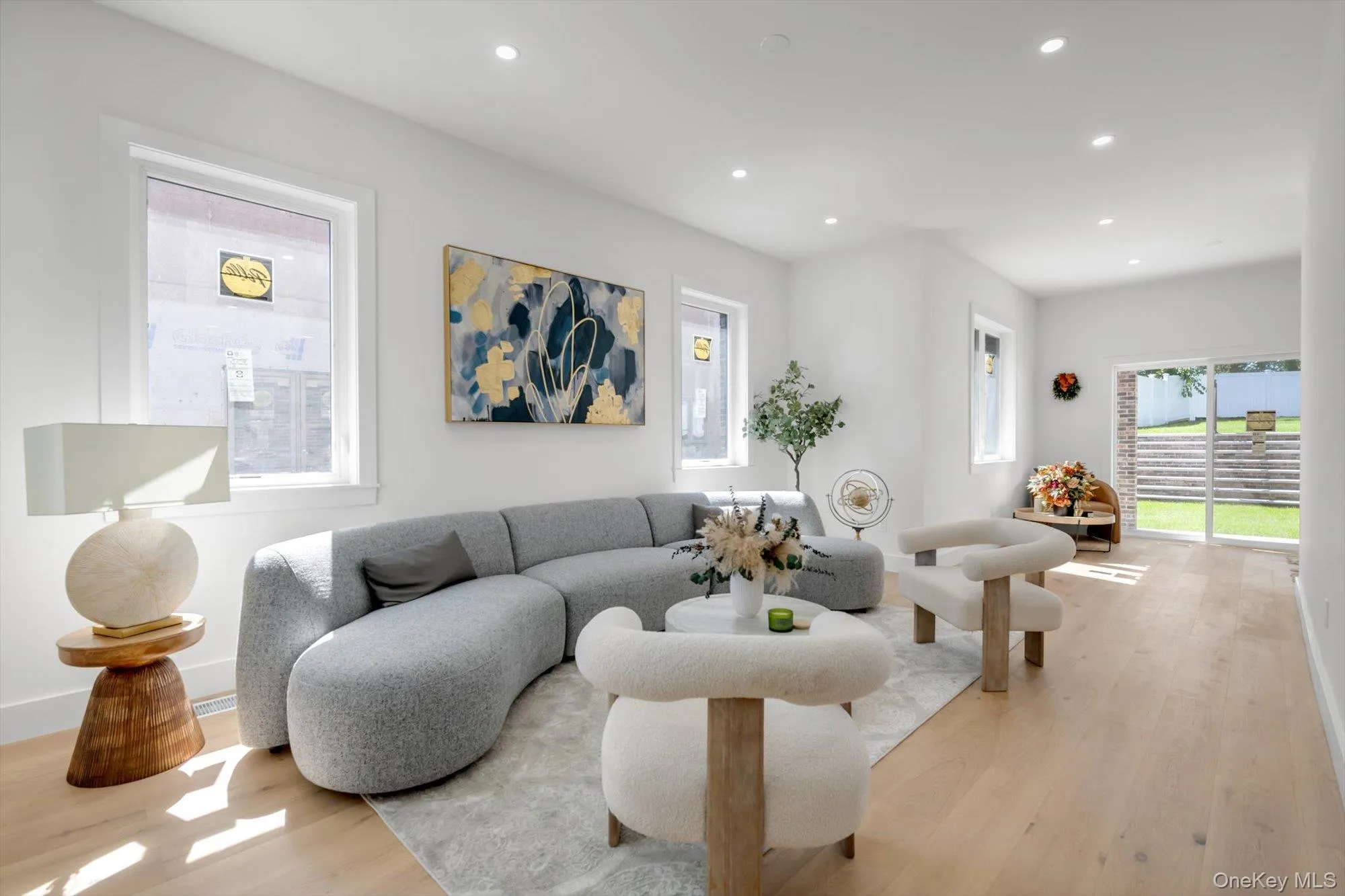 8366 Charlecote Ridge, New York, NY, 3 Bedrooms Bedrooms, 7 Rooms Rooms,4 BathroomsBathrooms,Residential,For Rent,Charlecote,0,1045162 8366 Charlecote Ridge, New York, NY, 3 Bedrooms Bedrooms, 7 Rooms Rooms,4 BathroomsBathrooms,Residential,For Rent,Charlecote,0,1045162