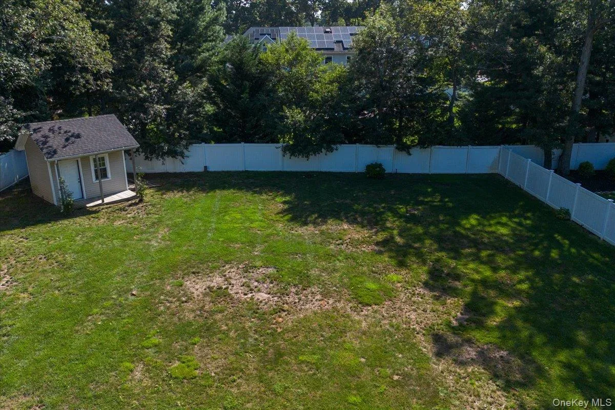 45 Dietz Avenue, Brookhaven, NY, 5 Bedrooms Bedrooms, 12 Rooms Rooms,4 BathroomsBathrooms,Residential,For Rent,Dietz,0,1045164 45 Dietz Avenue, Brookhaven, NY, 5 Bedrooms Bedrooms, 12 Rooms Rooms,4 BathroomsBathrooms,Residential,For Rent,Dietz,0,1045164