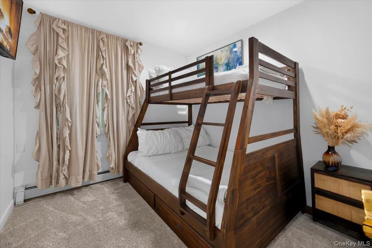 45 Dietz Avenue, Brookhaven, NY, 5 Bedrooms Bedrooms, 12 Rooms Rooms,4 BathroomsBathrooms,Residential,For Rent,Dietz,0,1045164 45 Dietz Avenue, Brookhaven, NY, 5 Bedrooms Bedrooms, 12 Rooms Rooms,4 BathroomsBathrooms,Residential,For Rent,Dietz,0,1045164
