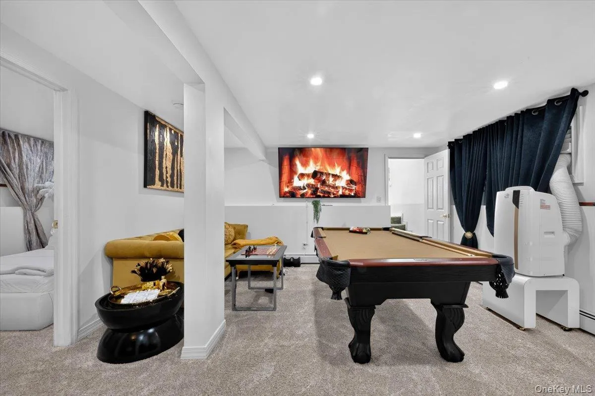 45 Dietz Avenue, Brookhaven, NY, 5 Bedrooms Bedrooms, 12 Rooms Rooms,4 BathroomsBathrooms,Residential,For Rent,Dietz,0,1045164 45 Dietz Avenue, Brookhaven, NY, 5 Bedrooms Bedrooms, 12 Rooms Rooms,4 BathroomsBathrooms,Residential,For Rent,Dietz,0,1045164