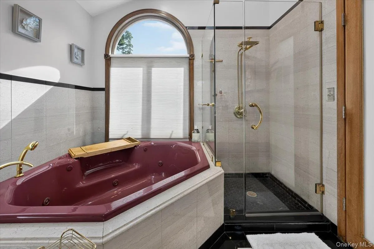 45 Dietz Avenue, Brookhaven, NY, 5 Bedrooms Bedrooms, 12 Rooms Rooms,4 BathroomsBathrooms,Residential,For Rent,Dietz,0,1045164 45 Dietz Avenue, Brookhaven, NY, 5 Bedrooms Bedrooms, 12 Rooms Rooms,4 BathroomsBathrooms,Residential,For Rent,Dietz,0,1045164