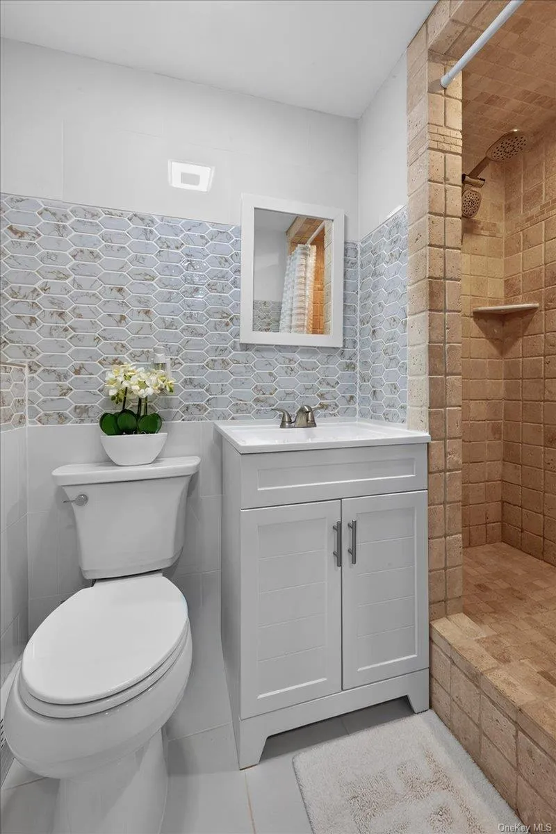 45 Dietz Avenue, Brookhaven, NY, 5 Bedrooms Bedrooms, 12 Rooms Rooms,4 BathroomsBathrooms,Residential,For Rent,Dietz,0,1045164 45 Dietz Avenue, Brookhaven, NY, 5 Bedrooms Bedrooms, 12 Rooms Rooms,4 BathroomsBathrooms,Residential,For Rent,Dietz,0,1045164