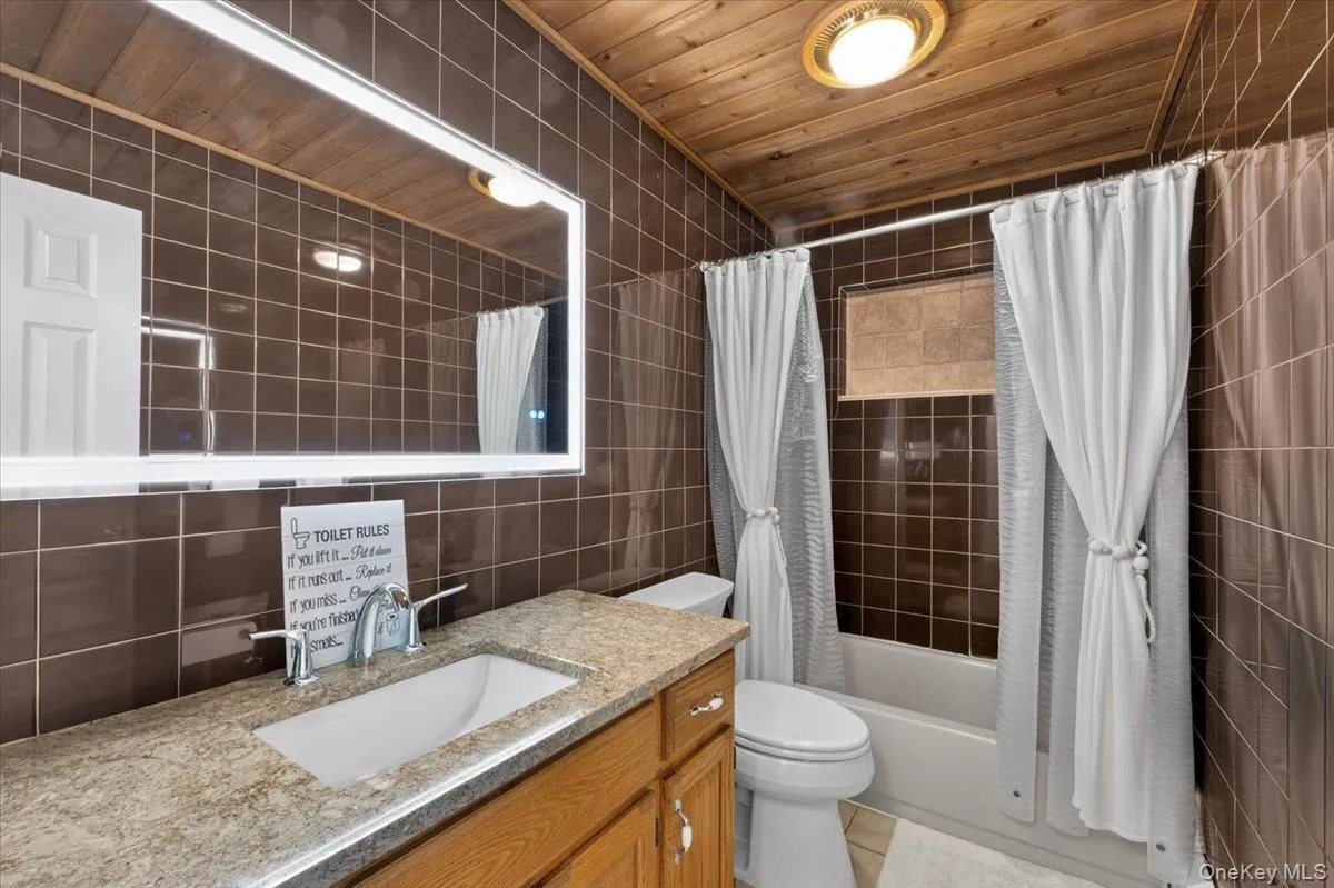 45 Dietz Avenue, Brookhaven, NY, 5 Bedrooms Bedrooms, 12 Rooms Rooms,4 BathroomsBathrooms,Residential,For Rent,Dietz,0,1045164 45 Dietz Avenue, Brookhaven, NY, 5 Bedrooms Bedrooms, 12 Rooms Rooms,4 BathroomsBathrooms,Residential,For Rent,Dietz,0,1045164