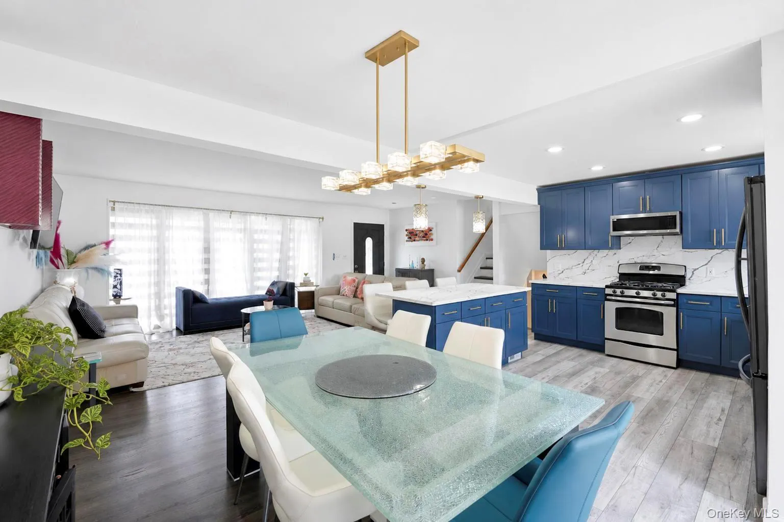 11 Verbena Court, Oyster Bay, NY, 3 Bedrooms Bedrooms, 10 Rooms Rooms,4 BathroomsBathrooms,Residential,For Rent,Verbena,0,1045166 11 Verbena Court, Oyster Bay, NY, 3 Bedrooms Bedrooms, 10 Rooms Rooms,4 BathroomsBathrooms,Residential,For Rent,Verbena,0,1045166