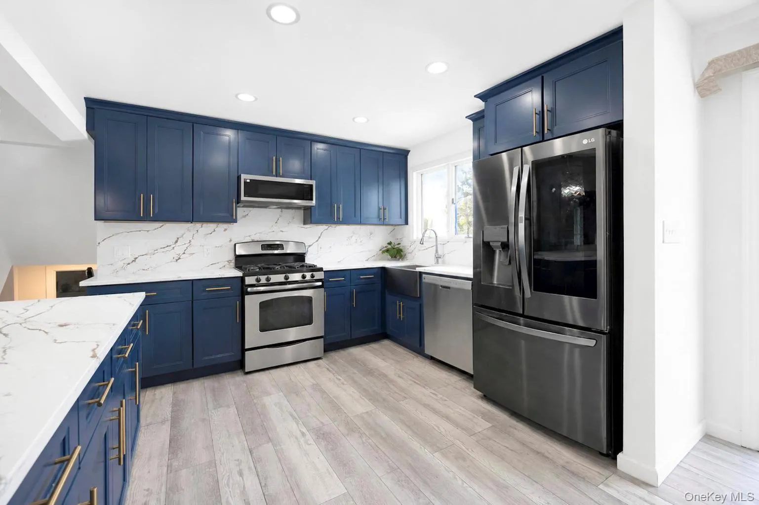 11 Verbena Court, Oyster Bay, NY, 3 Bedrooms Bedrooms, 10 Rooms Rooms,4 BathroomsBathrooms,Residential,For Rent,Verbena,0,1045166 11 Verbena Court, Oyster Bay, NY, 3 Bedrooms Bedrooms, 10 Rooms Rooms,4 BathroomsBathrooms,Residential,For Rent,Verbena,0,1045166