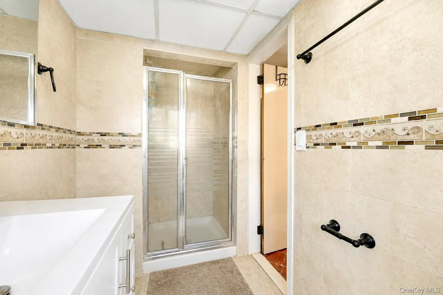 11 Verbena Court, Oyster Bay, NY, 3 Bedrooms Bedrooms, 10 Rooms Rooms,4 BathroomsBathrooms,Residential,For Rent,Verbena,0,1045166 11 Verbena Court, Oyster Bay, NY, 3 Bedrooms Bedrooms, 10 Rooms Rooms,4 BathroomsBathrooms,Residential,For Rent,Verbena,0,1045166