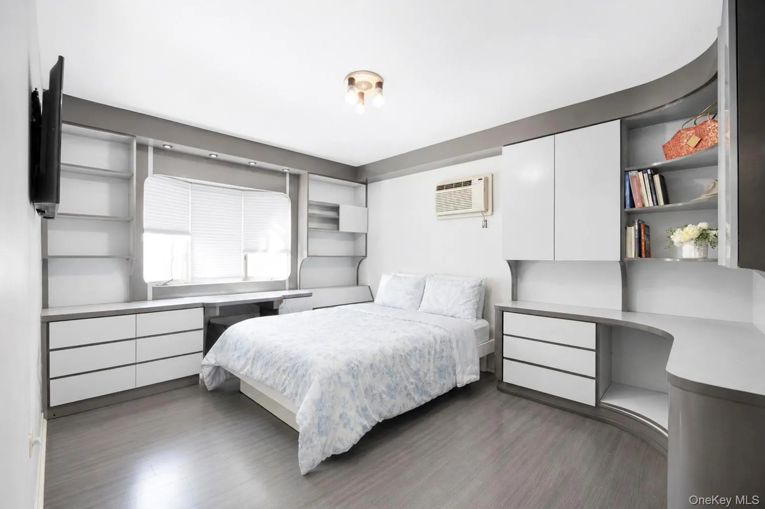 11 Verbena Court, Oyster Bay, NY, 3 Bedrooms Bedrooms, 10 Rooms Rooms,4 BathroomsBathrooms,Residential,For Rent,Verbena,0,1045166 11 Verbena Court, Oyster Bay, NY, 3 Bedrooms Bedrooms, 10 Rooms Rooms,4 BathroomsBathrooms,Residential,For Rent,Verbena,0,1045166