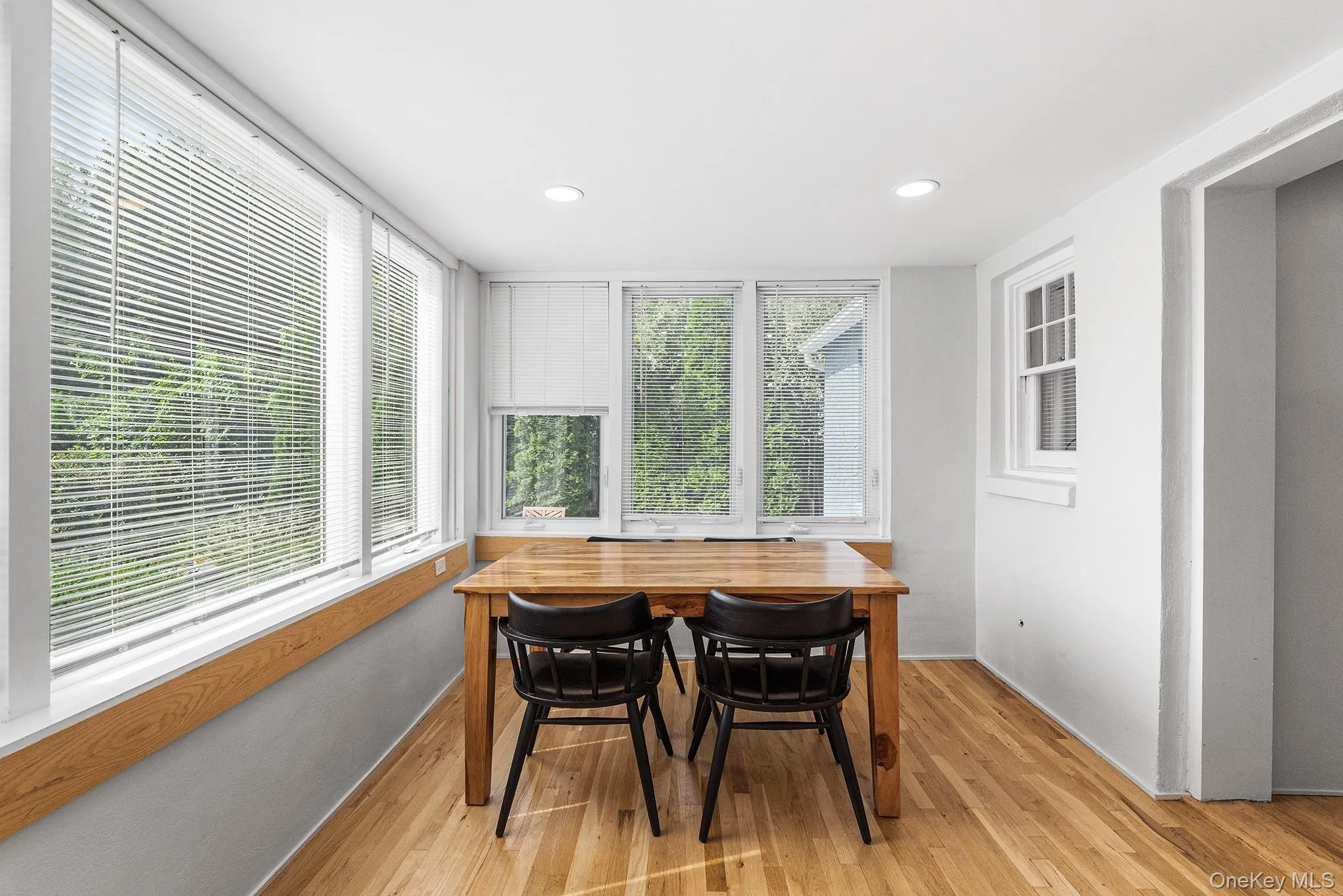 5 Maple Avenue, Ramapo, NY, 3 Bedrooms Bedrooms, 6 Rooms Rooms,2 BathroomsBathrooms,Residential,For Rent,Maple,0,1045168 5 Maple Avenue, Ramapo, NY, 3 Bedrooms Bedrooms, 6 Rooms Rooms,2 BathroomsBathrooms,Residential,For Rent,Maple,0,1045168