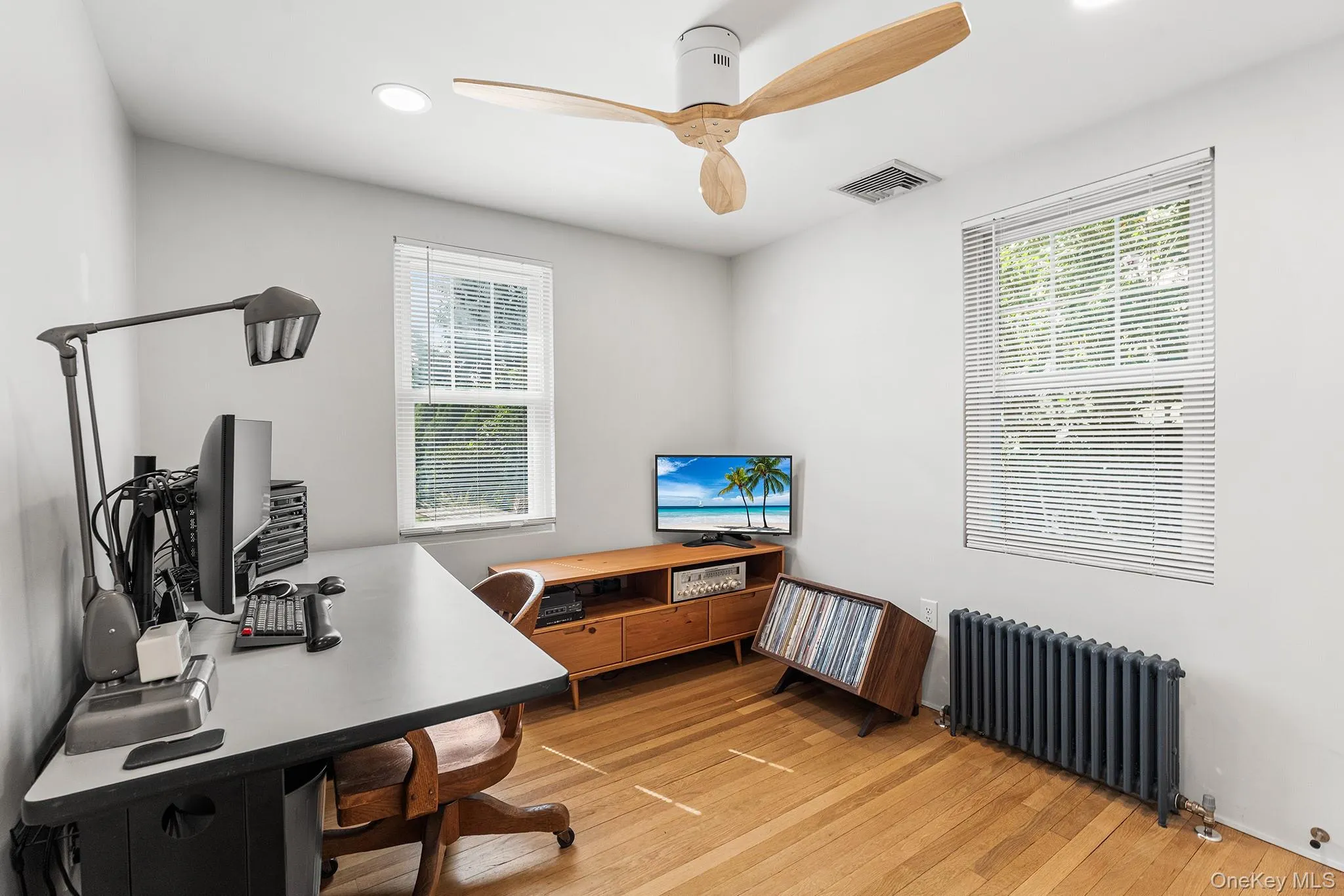 5 Maple Avenue, Ramapo, NY, 3 Bedrooms Bedrooms, 6 Rooms Rooms,2 BathroomsBathrooms,Residential,For Rent,Maple,0,1045168 5 Maple Avenue, Ramapo, NY, 3 Bedrooms Bedrooms, 6 Rooms Rooms,2 BathroomsBathrooms,Residential,For Rent,Maple,0,1045168