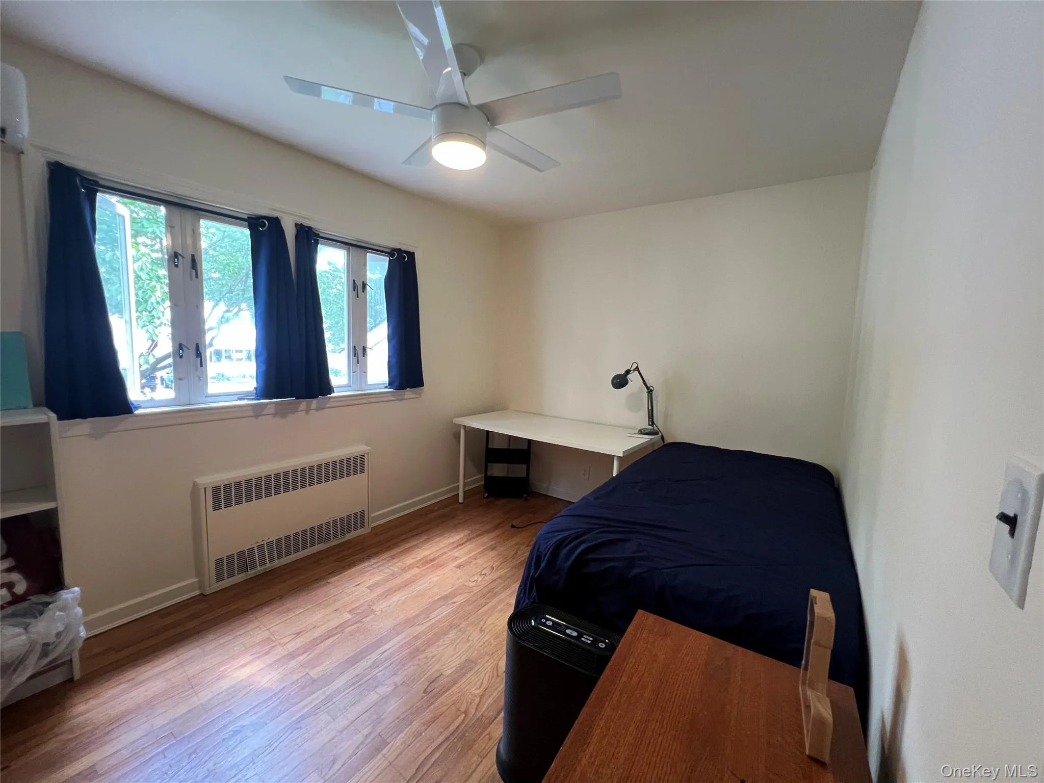 140 Hayes Street, Hempstead, NY, 3 Bedrooms Bedrooms, 7 Rooms Rooms,2 BathroomsBathrooms,Residential Lease,For Rent,Hayes,0,1045172 140 Hayes Street, Hempstead, NY, 3 Bedrooms Bedrooms, 7 Rooms Rooms,2 BathroomsBathrooms,Residential Lease,For Rent,Hayes,0,1045172